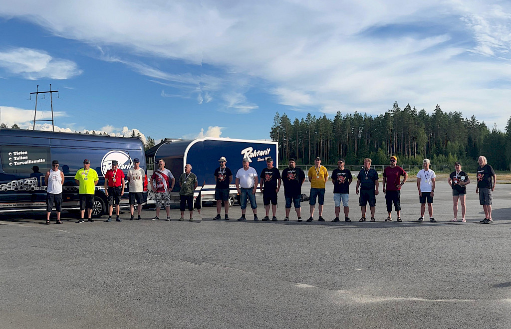 Rahtarit SM Ajotaito 2023 -kilpailun joukkuesarjan G palkitut